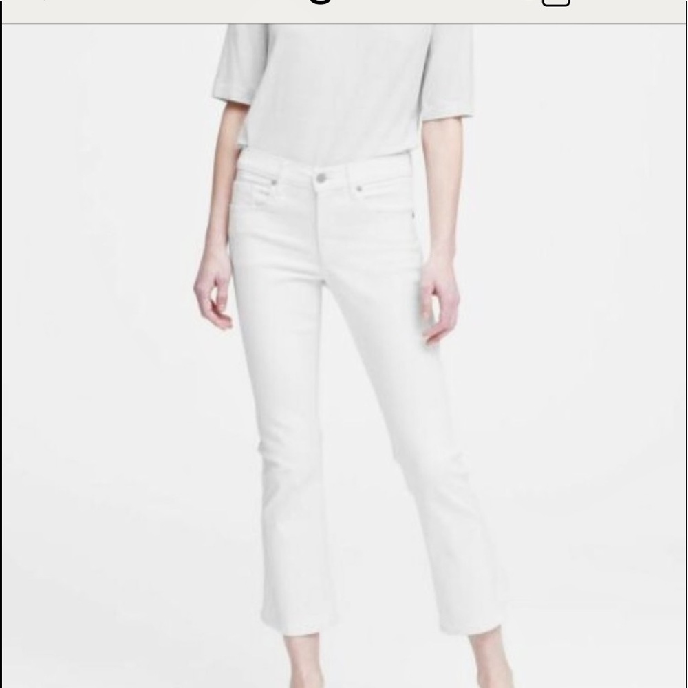 Banana Republic Mid-Rise Crop Flare white denim, size 30L